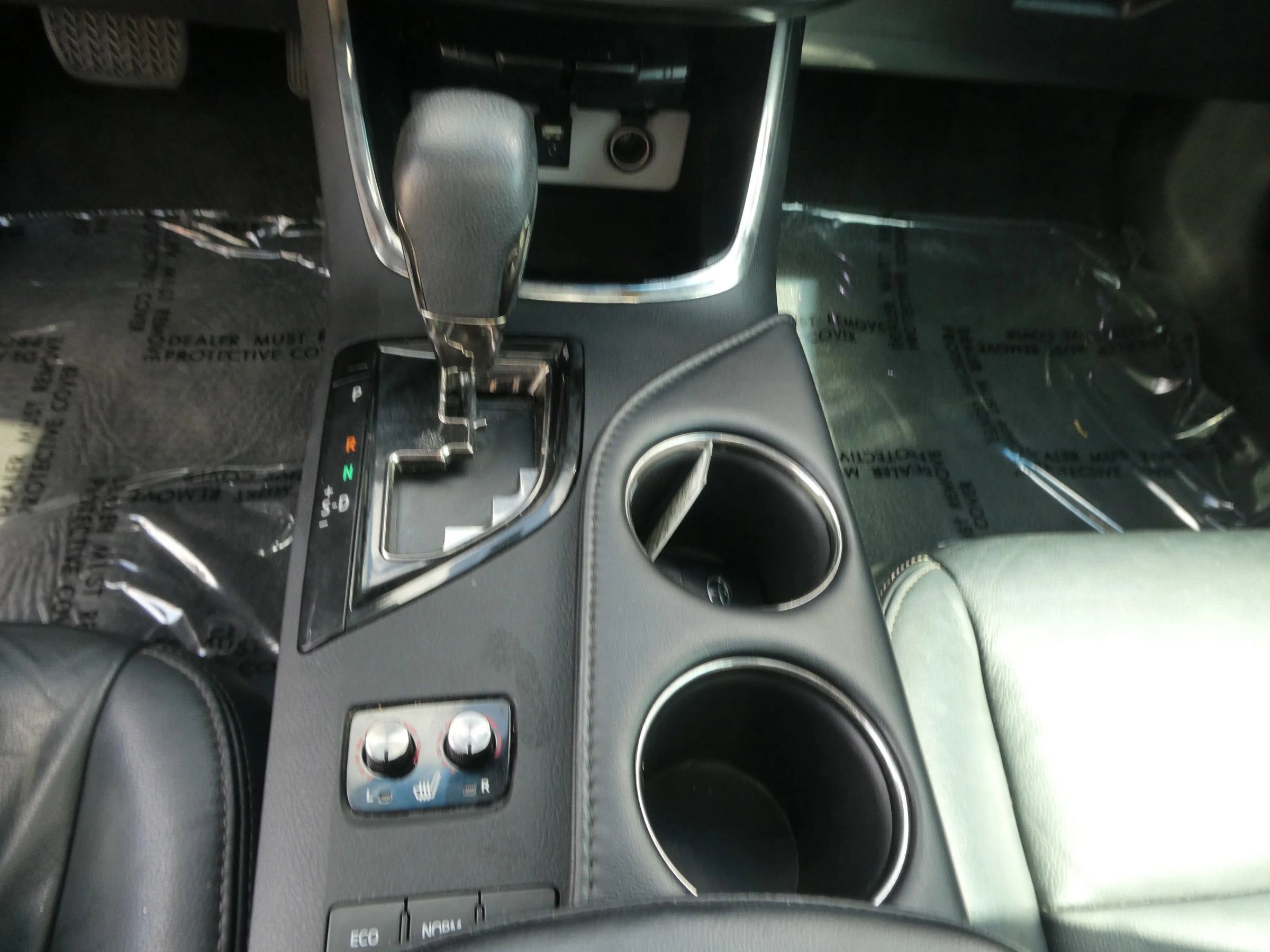 Used 2017 Toyota Avalon XLE Plus image 25