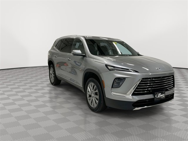 Certified 2025 Buick Enclave Preferred image 12