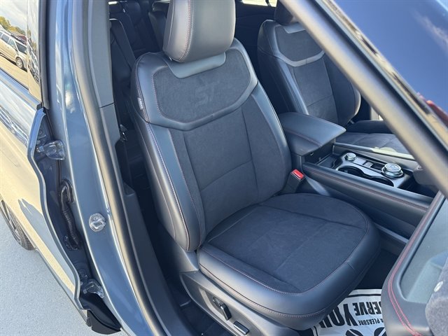 New 2026 Ford Explorer ST image 25