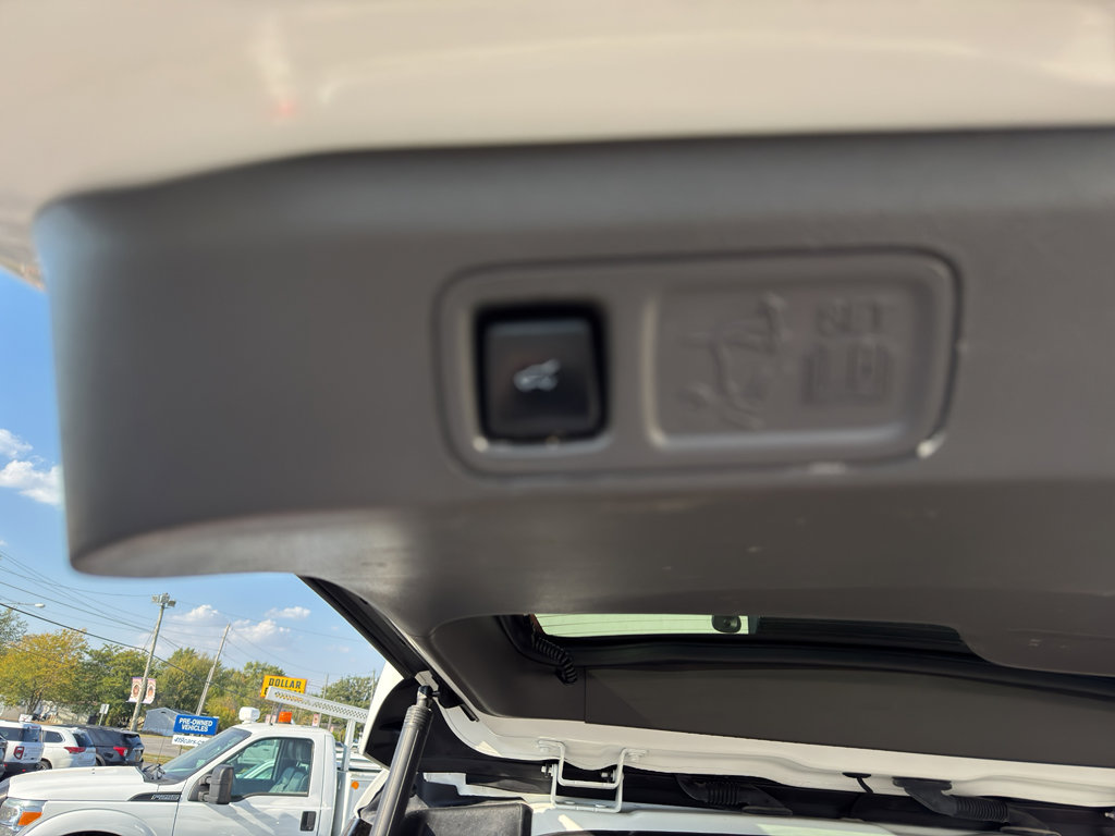 Used 2021 Ford Expedition Max XLT image 8