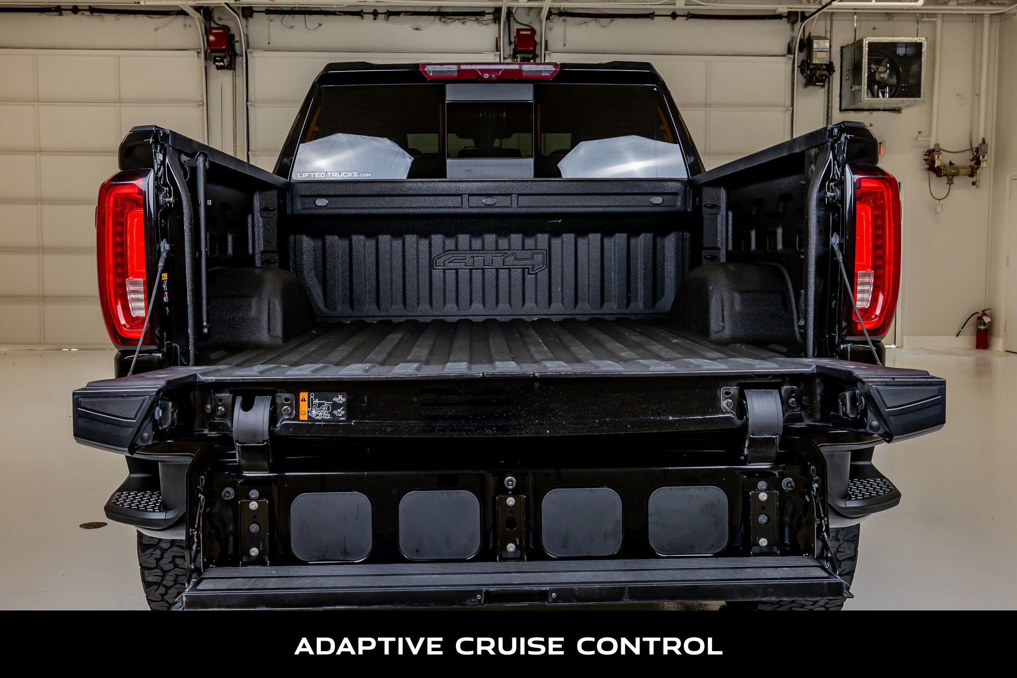 Used 2020 GMC Sierra 1500 AT4 w/ AT4 Premium Package AWD/4WD image 8