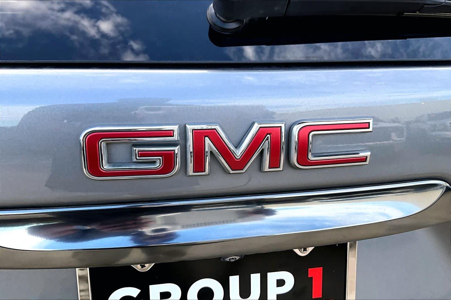 Used 2024 GMC Terrain AT4 w/ Tech Package AWD/4WD image 31