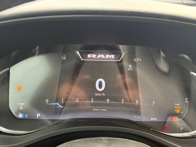 New 2026 RAM 1500 4x4 Crew Cab image 19