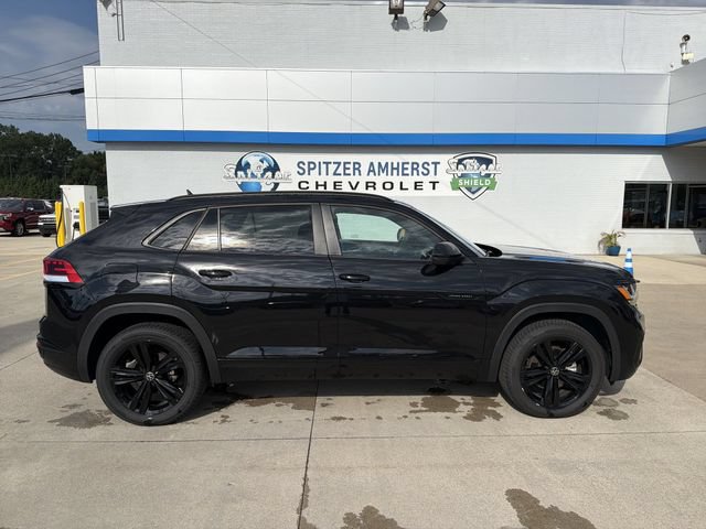 Used 2023 Volkswagen Atlas Cross Sport SEL R-Line AWD/4WD image 11