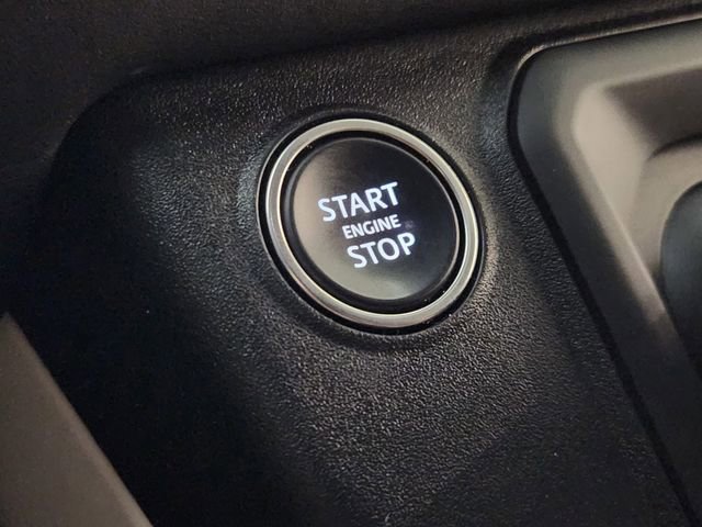 Used 2025 Land Rover Defender 110 S image 20