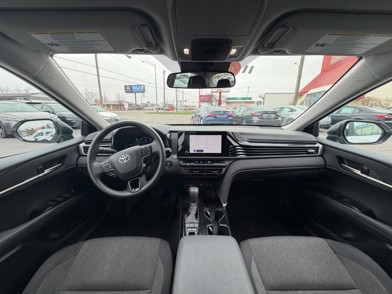 Used 2025 Toyota Camry LE image 14