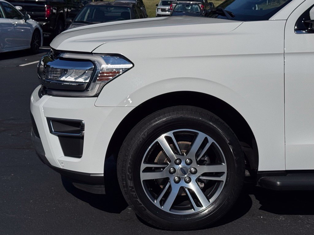 Used 2024 Ford Expedition Limited RWD image 41