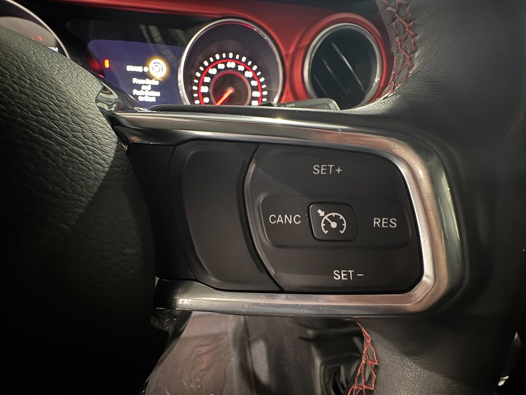 Used 2018 Jeep Wrangler Unlimited Rubicon w/ LED Lighting Group image 13