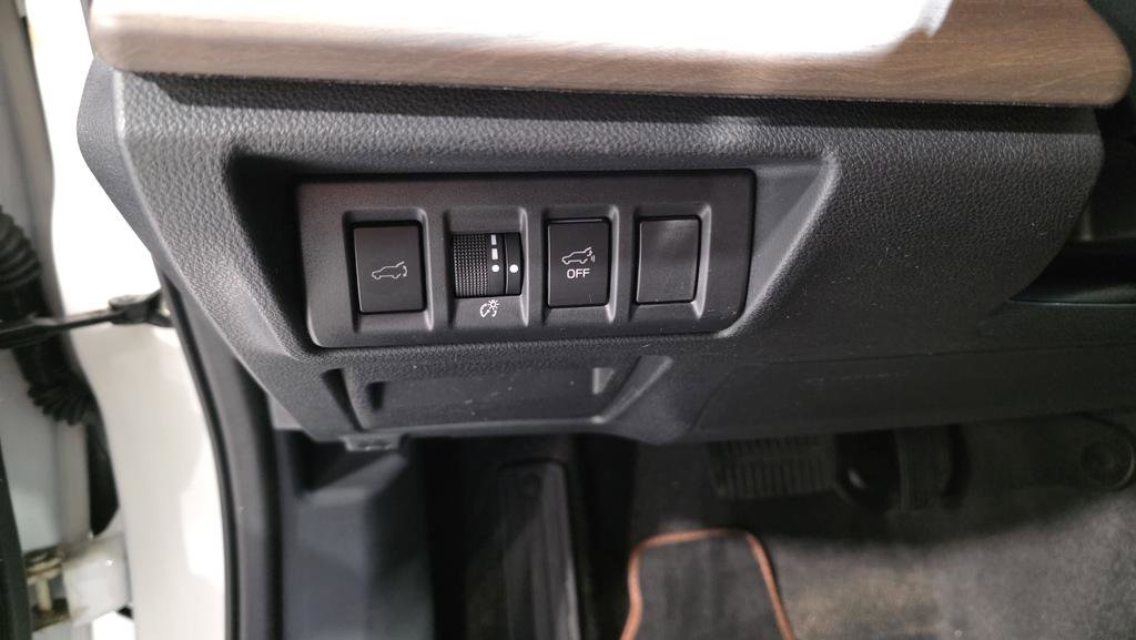 Used 2021 Subaru Outback Touring XT image 19