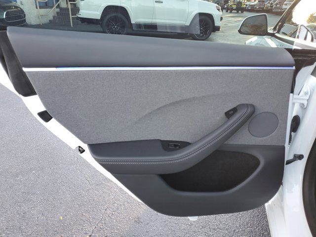 Used 2025 Tesla Model 3 Long Range image 12