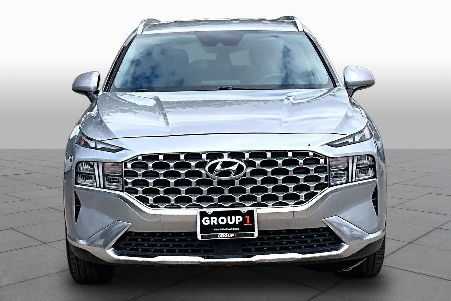 Used 2022 Hyundai Santa Fe SEL FWD image 3