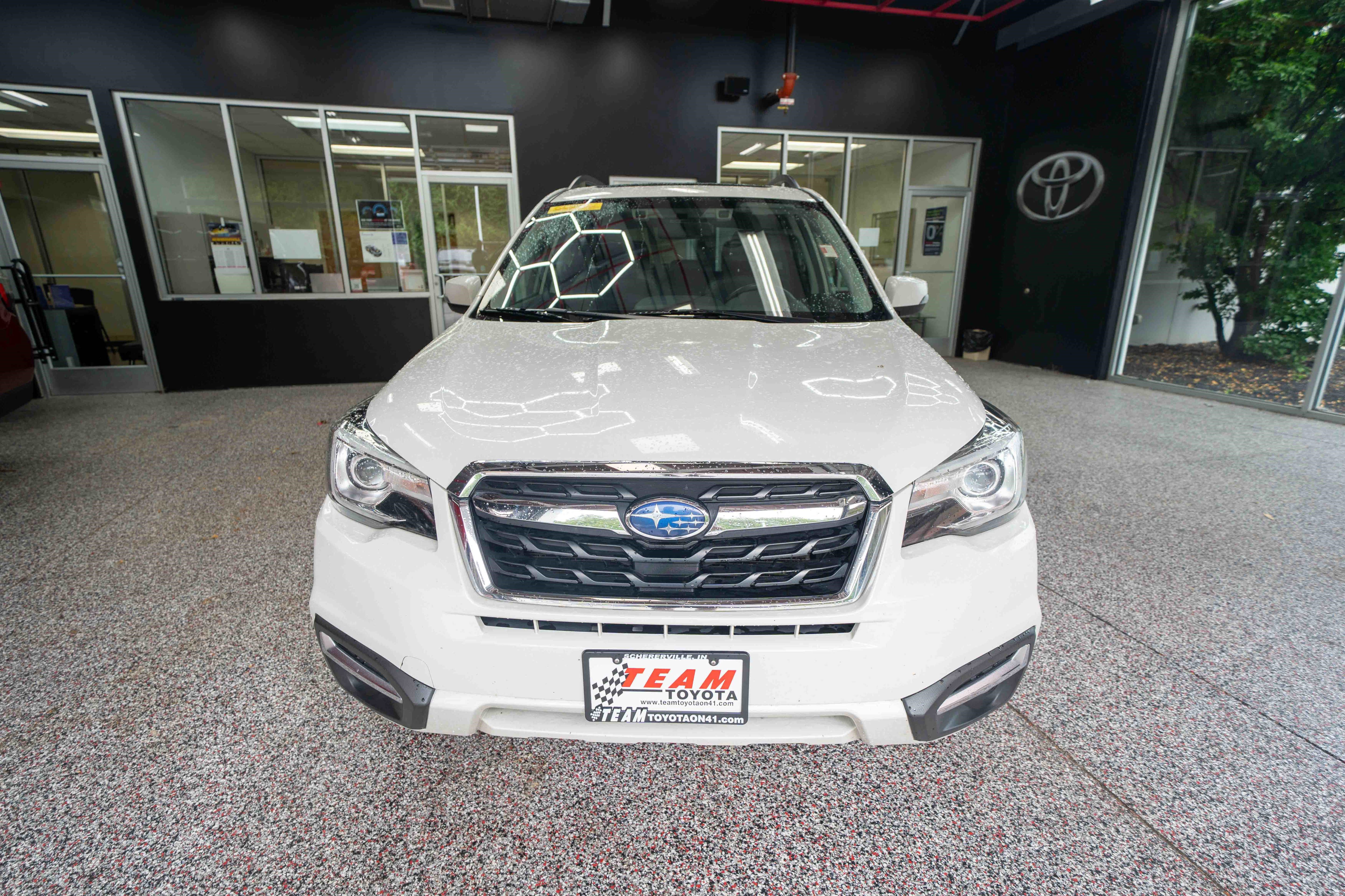 Used 2018 Subaru Forester 2.5i Touring AWD/4WD image 6