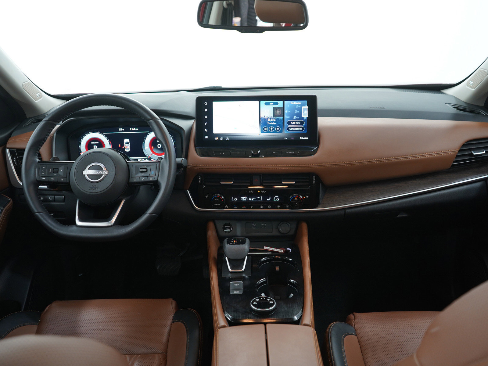 Used 2024 Nissan Rogue Platinum w/ Platinum Premium Package AWD/4WD image 16