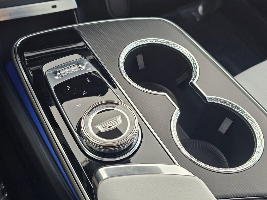 Used 2026 Cadillac Lyriq Sport image 32