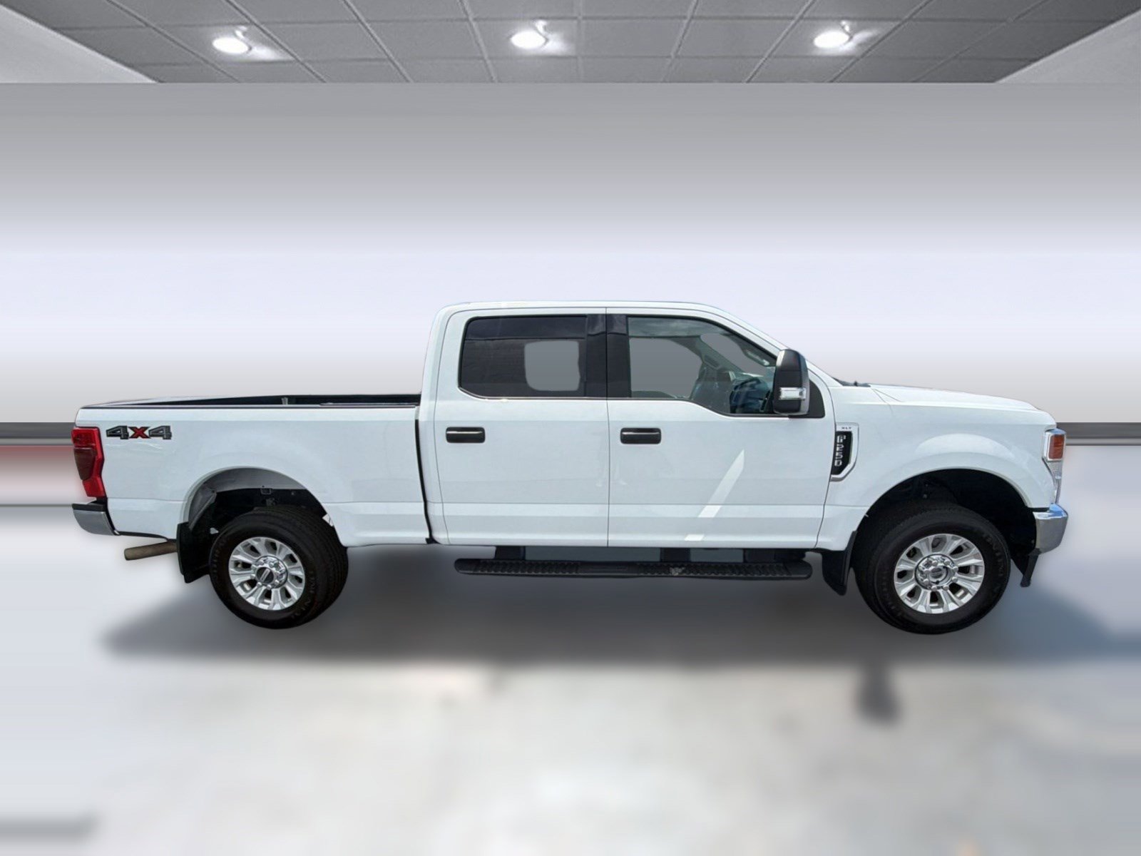 Used 2022 Ford F250 XLT w/ XLT Value Package AWD/4WD image 8