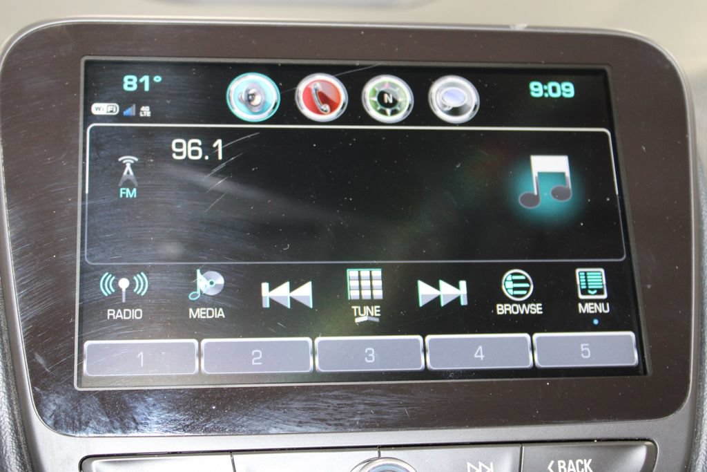 Used 2017 Chevrolet Malibu LT w/ Leather Package FWD image 42