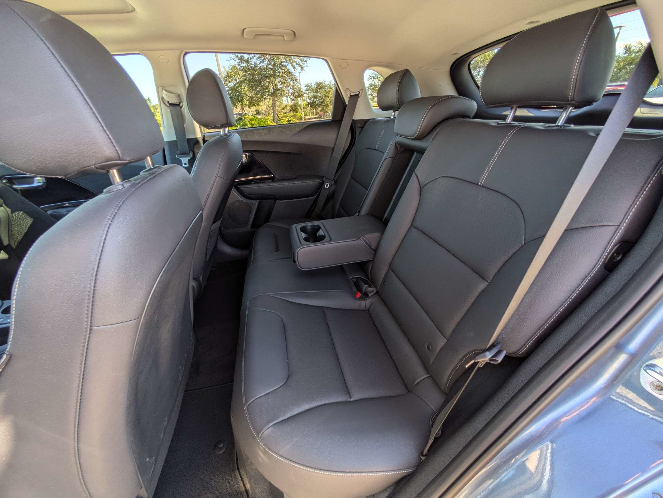 Used 2022 Kia Niro EX Premium FWD image 14