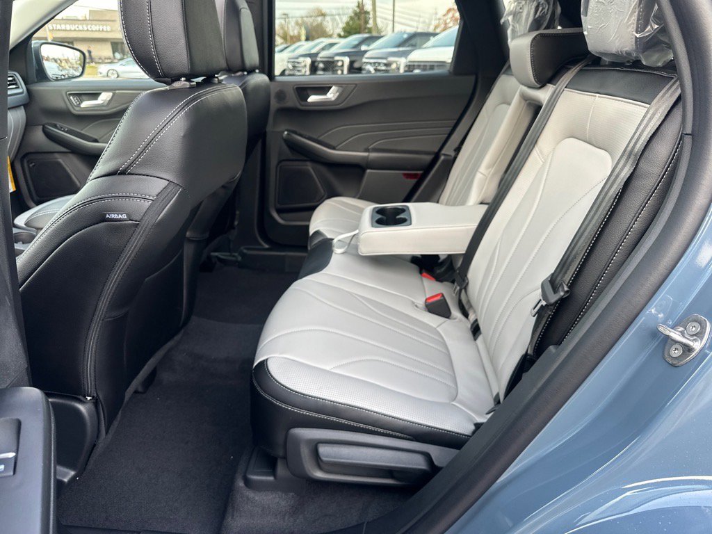 New 2026 Ford Escape SE w/ PHEV Premium Package image 34