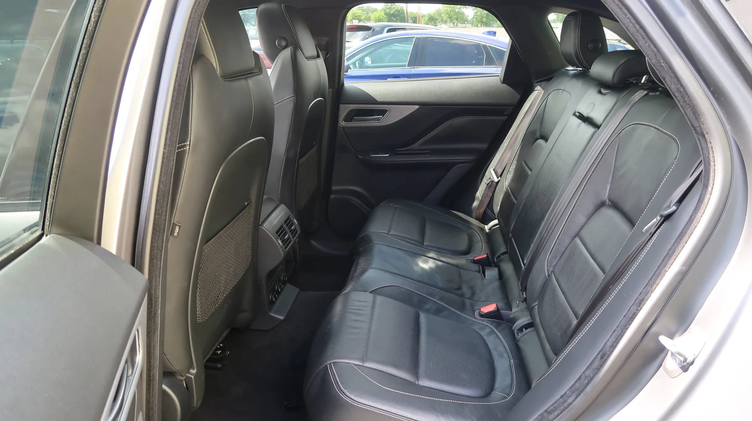 Used 2017 Jaguar F-PACE S AWD/4WD image 16