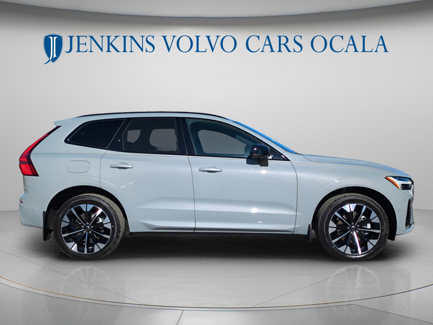 New 2026 Volvo XC60 B5 Plus w/ Protection Package Premier image 2