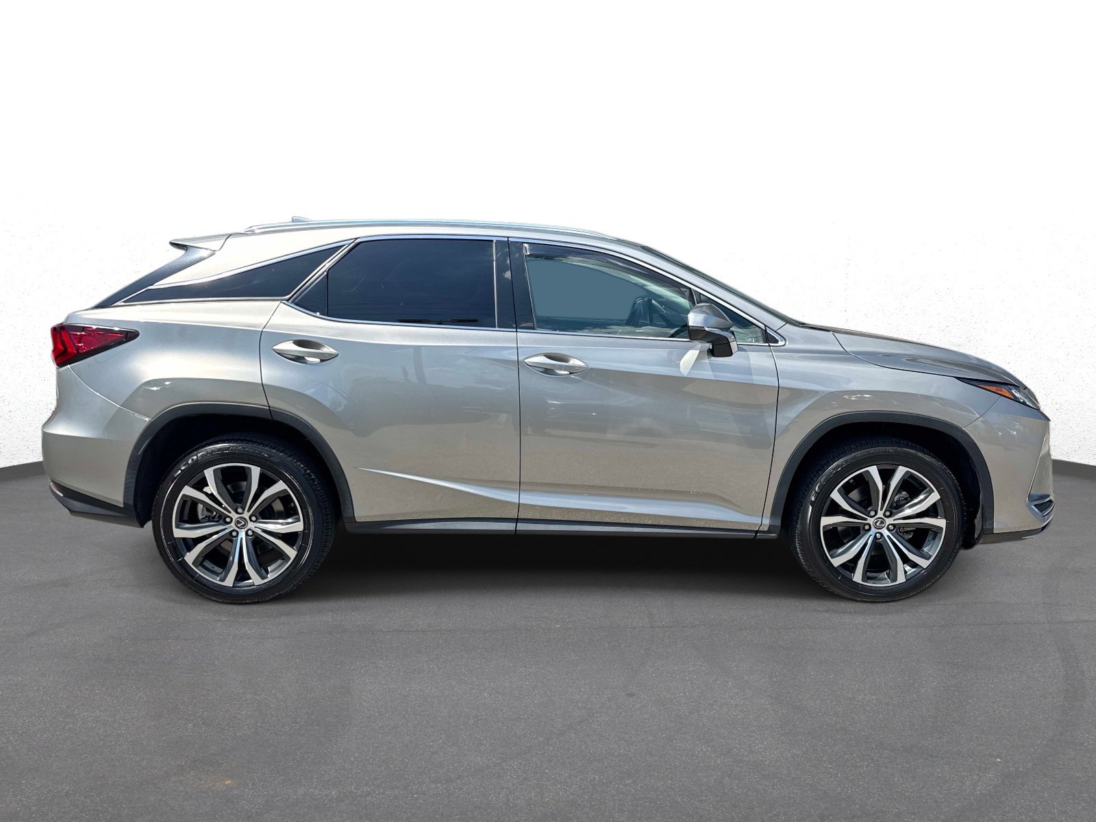Used 2022 Lexus RX 350 FWD w/ Premium Package image 2