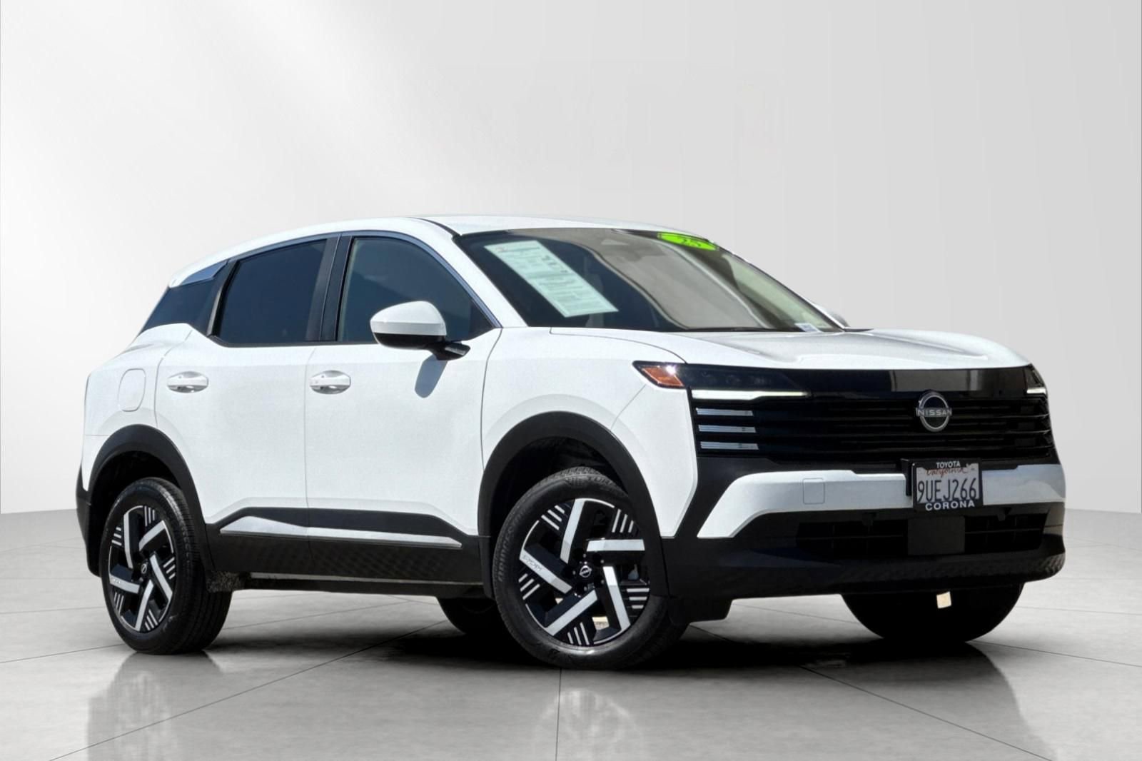 Used 2025 Nissan Kicks SV