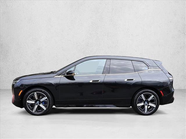 Used 2023 BMW iX xDrive50 w/ Sport Package AWD/4WD image 9