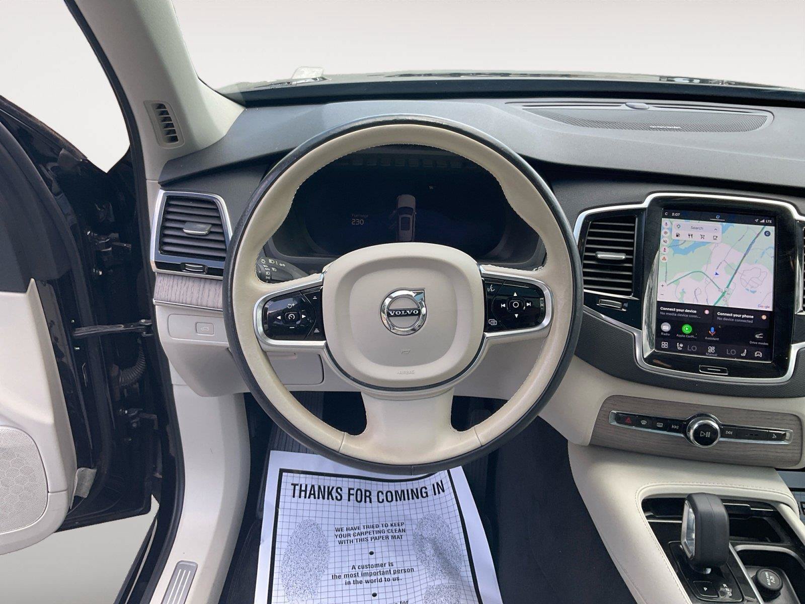 Used 2023 Volvo XC90 B6 Plus AWD/4WD image 12