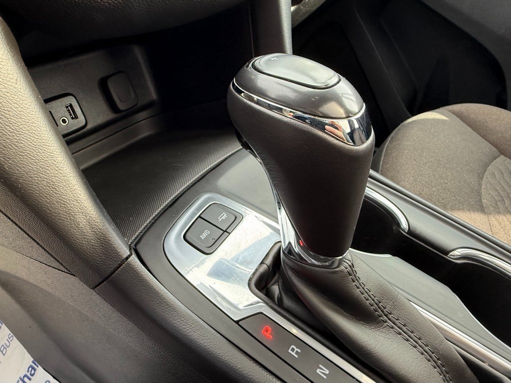 Certified 2018 Chevrolet Equinox LT w/ Sun & Infotainment Package image 25