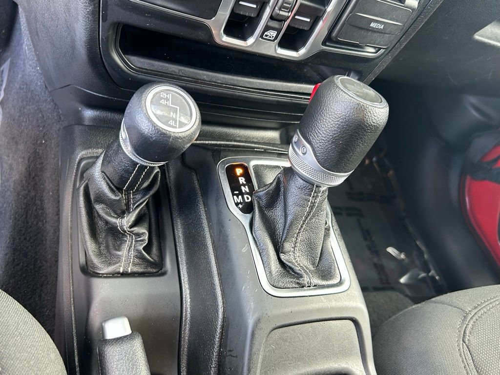 Used 2021 Jeep Wrangler Unlimited Sahara image 21