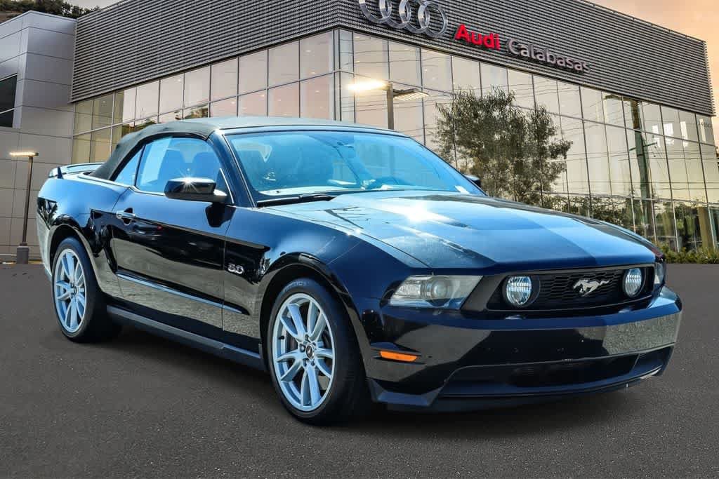 Used 2011 Ford Mustang GT Premium w/ Electronics Pkg RWD image 5