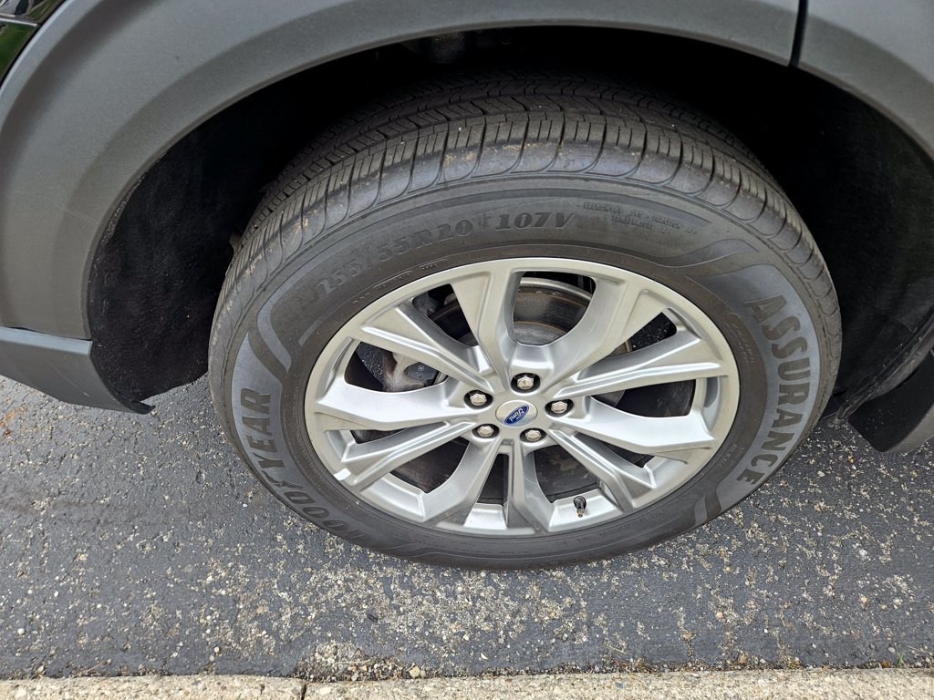 Used 2023 Ford Explorer Limited AWD/4WD image 11