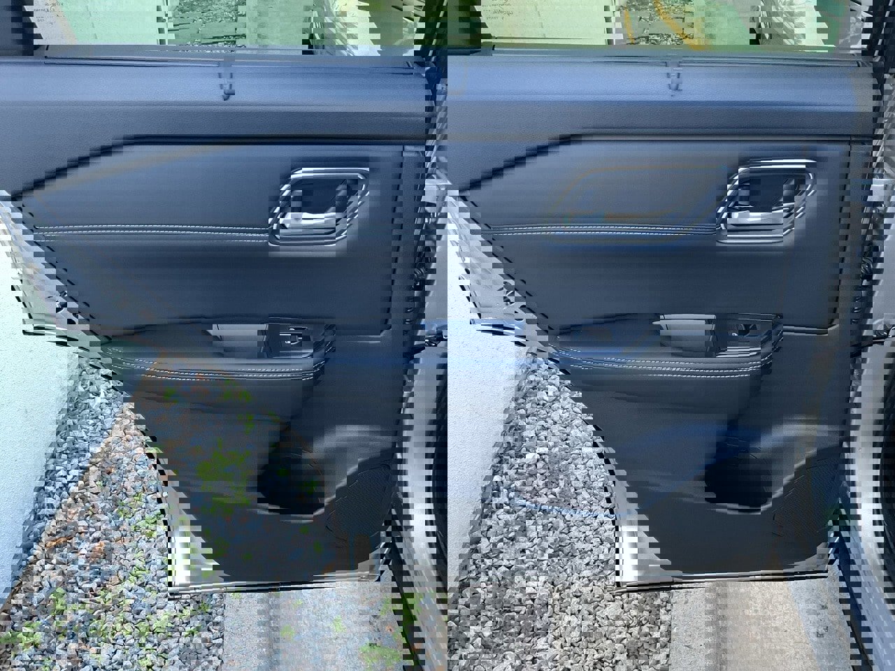 New 2026 Nissan Rogue Platinum image 17