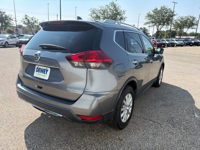 Used 2017 Nissan Rogue SV w/ SV Premium Package AWD/4WD image 5