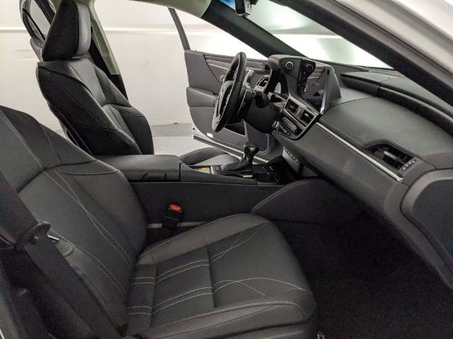 Used 2024 Lexus ES 350 Luxury w/ Accessory Package (Z1) image 19