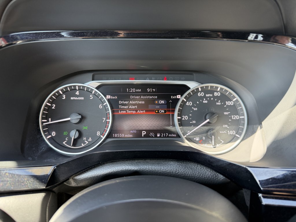 Used 2024 Nissan Pathfinder Rock Creek AWD/4WD image 19