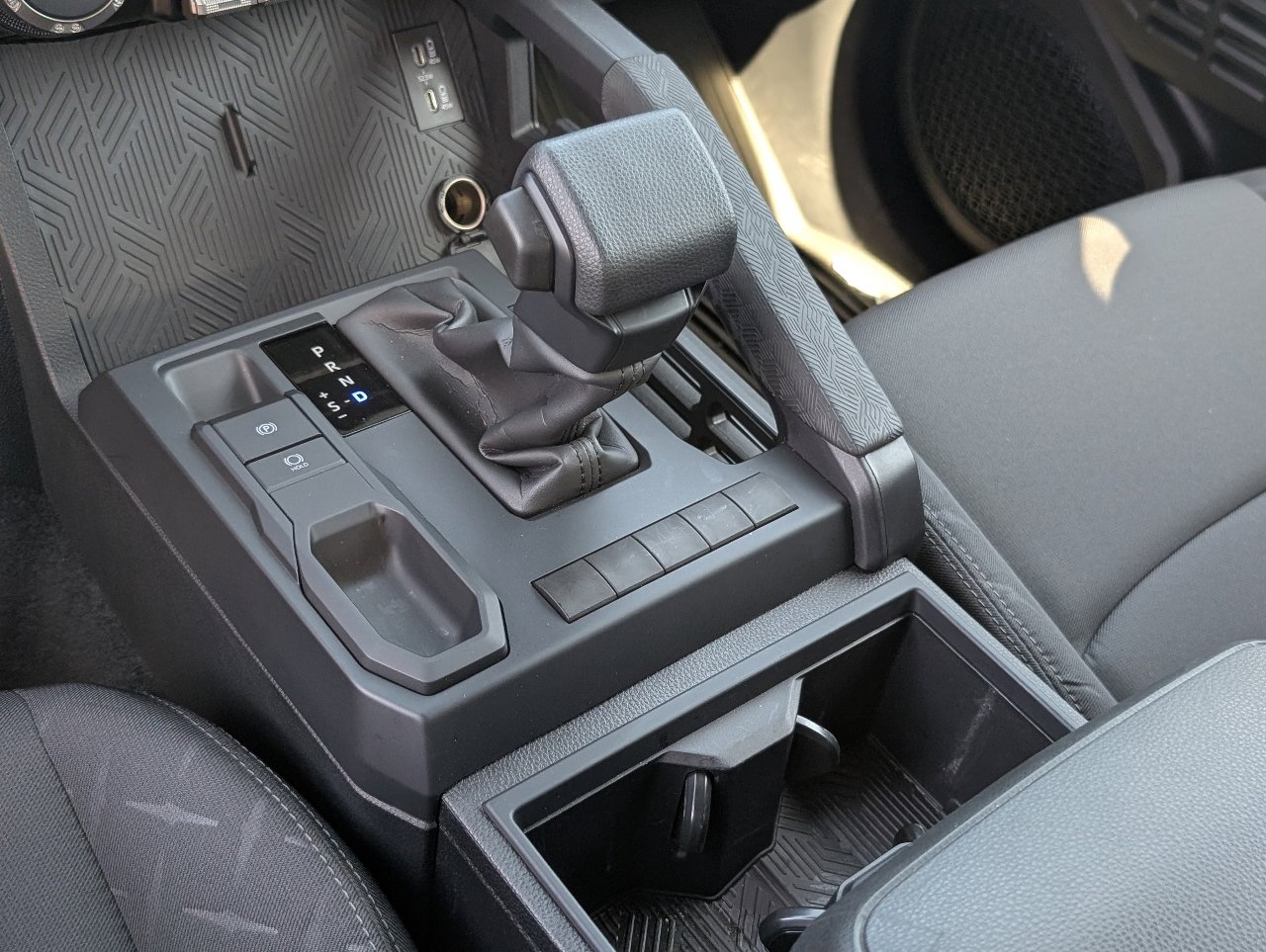 Used 2026 Toyota Tacoma SR image 16