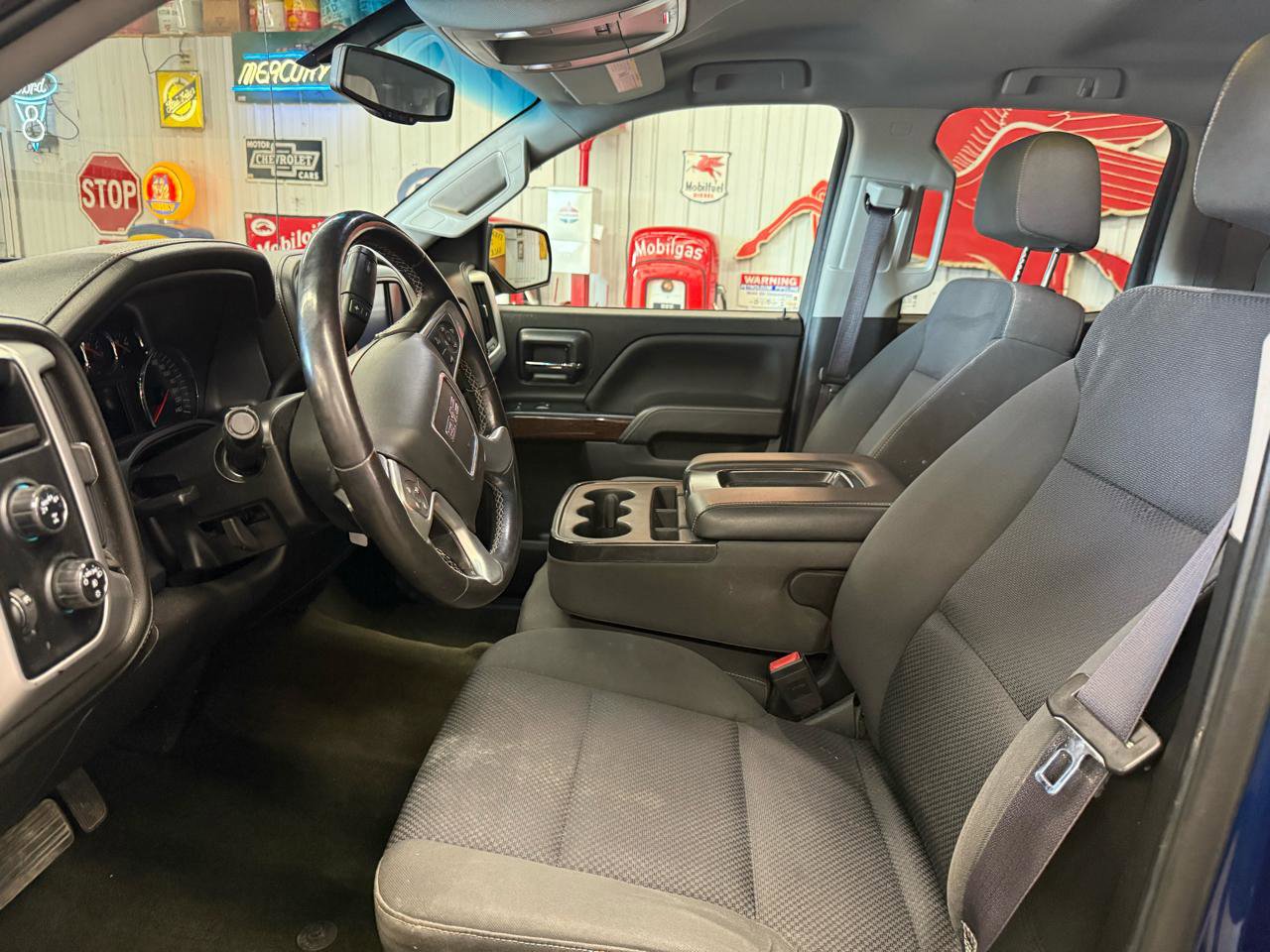 Used 2017 GMC Sierra 1500 SLE w/ SLE Value Package image 15