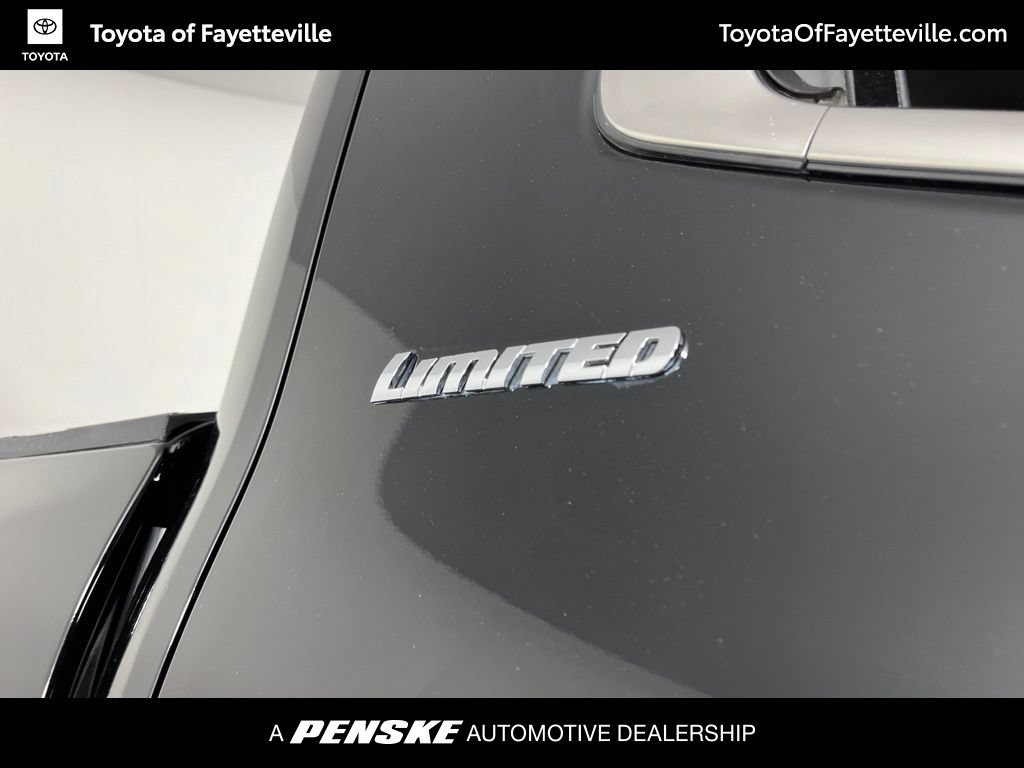 Used 2024 Toyota Tundra Limited AWD/4WD image 3