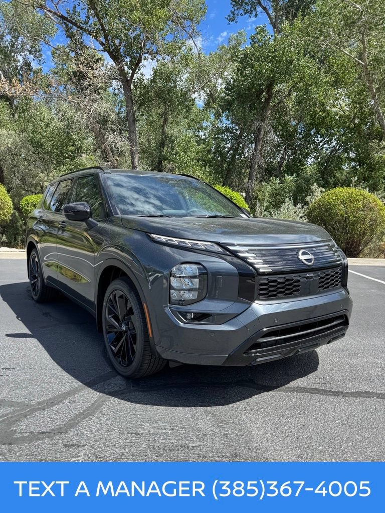New 2026 Nissan Rogue Platinum AWD/4WD image 2