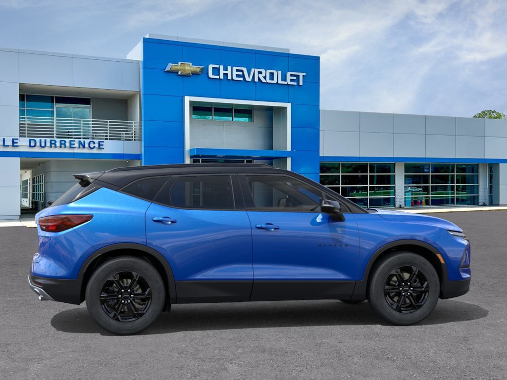 New 2026 Chevrolet Blazer LT w/ Midnight/Sport Edition FWD image 35