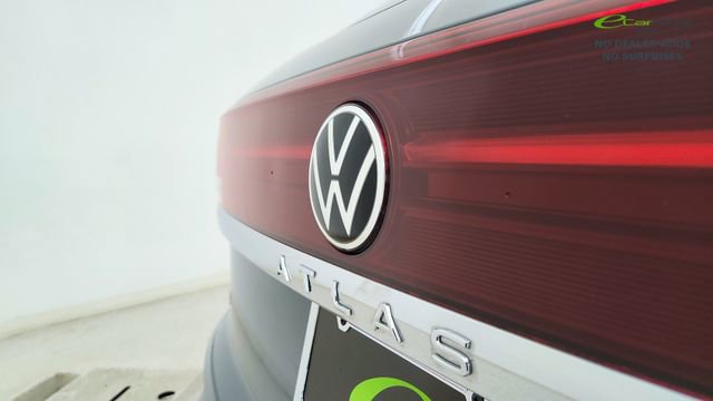 Used 2025 Volkswagen Atlas Cross Sport SEL Premium R-Line AWD/4WD image 18