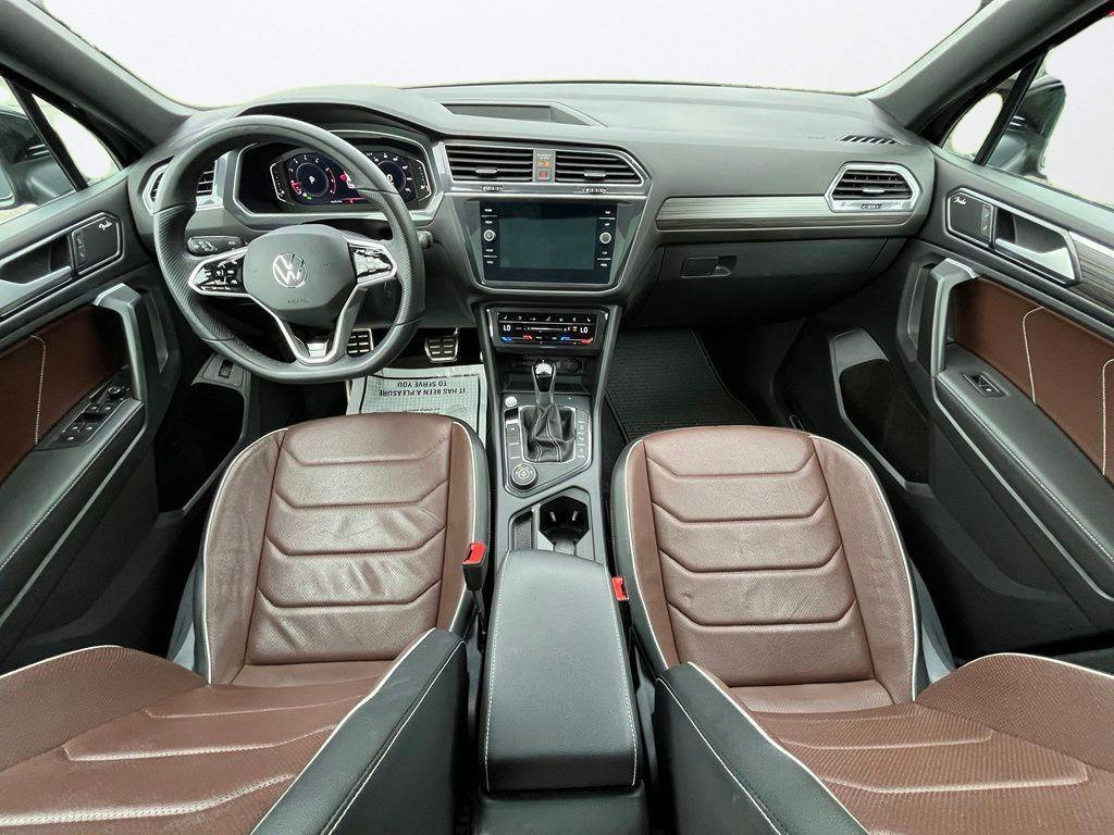 Certified 2024 Volkswagen Tiguan SEL R-Line w/ MDO Package, Two-Row AWD/4WD image 14
