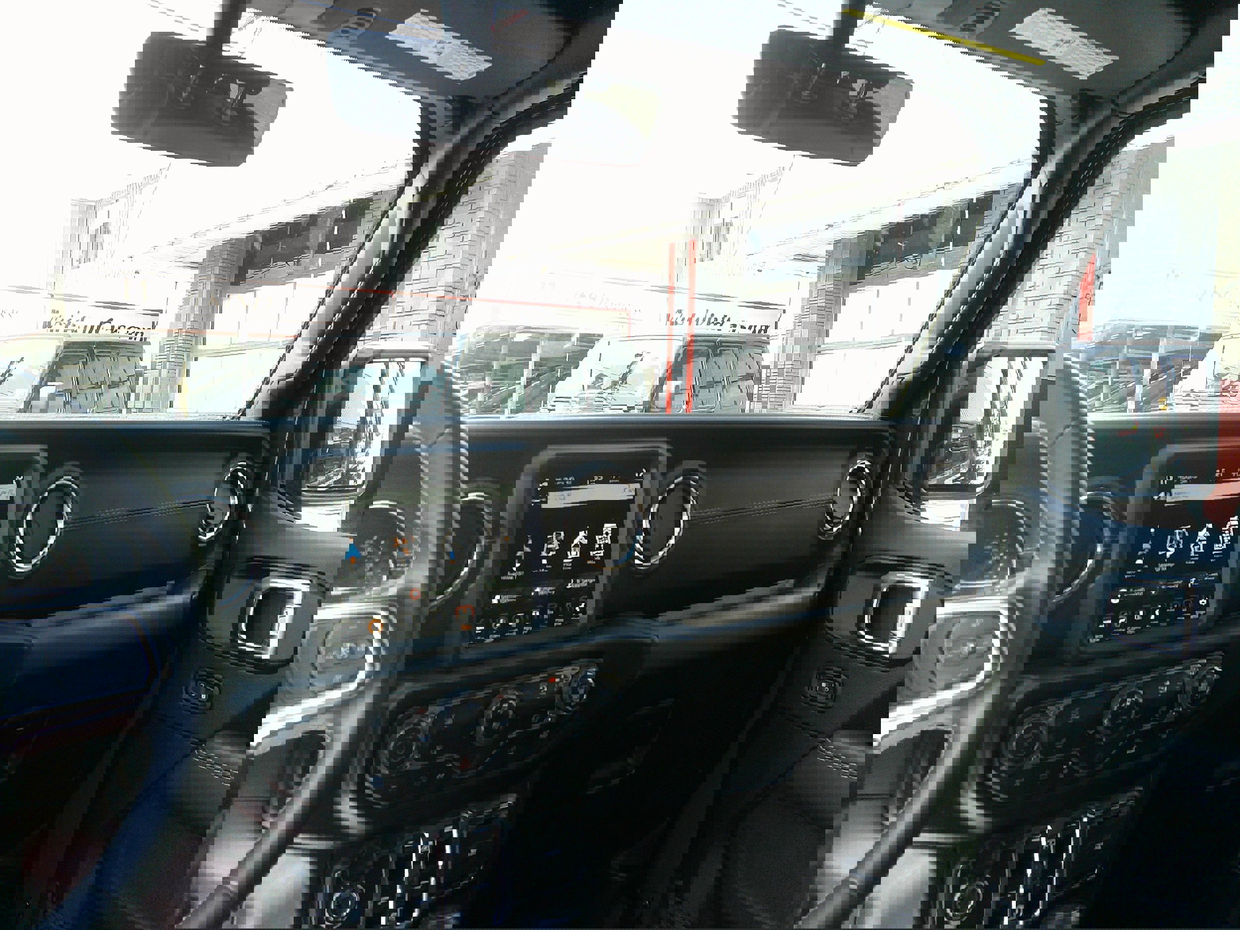 Used 2022 Jeep Wrangler Sahara image 19