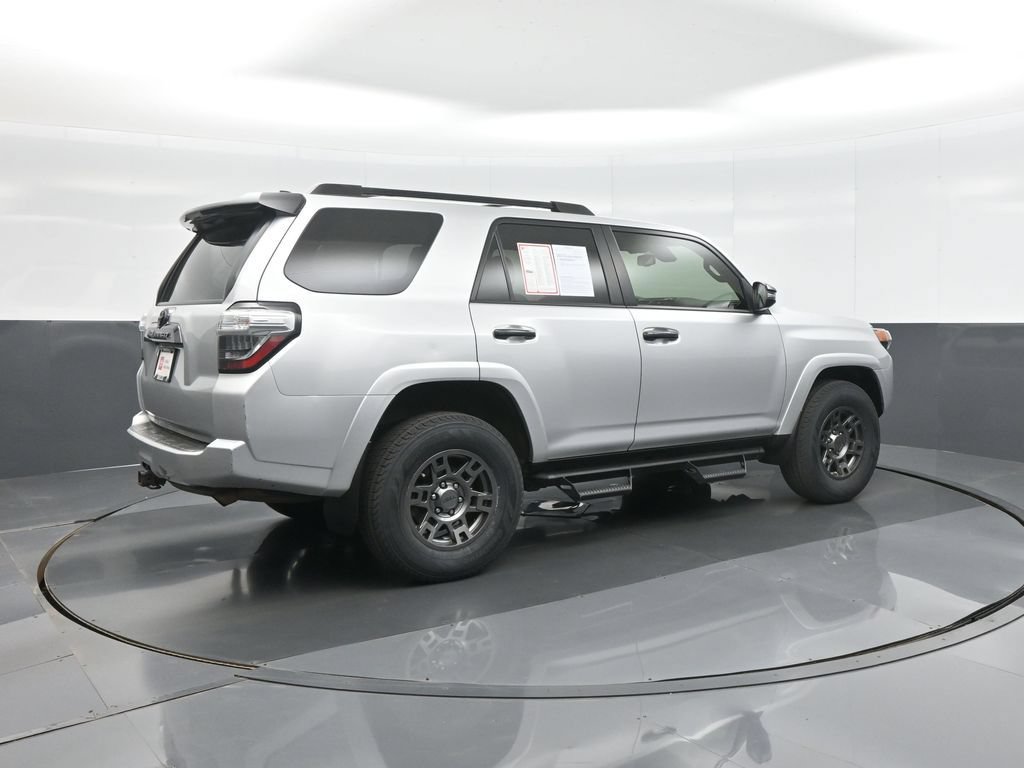 Certified 2020 Toyota 4Runner Venture w/ Moonroof Package AWD/4WD image 7