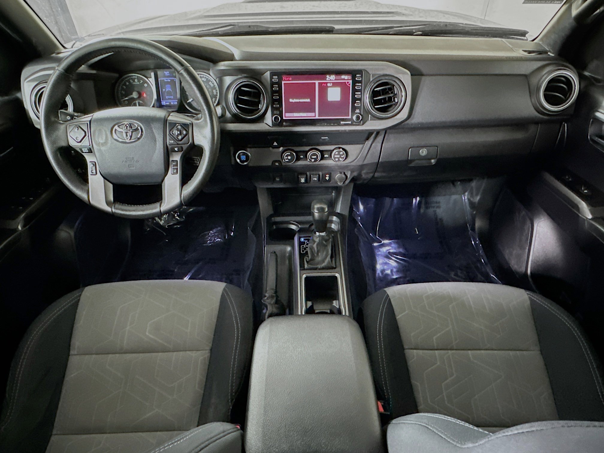 Used 2020 Toyota Tacoma TRD Sport image 26