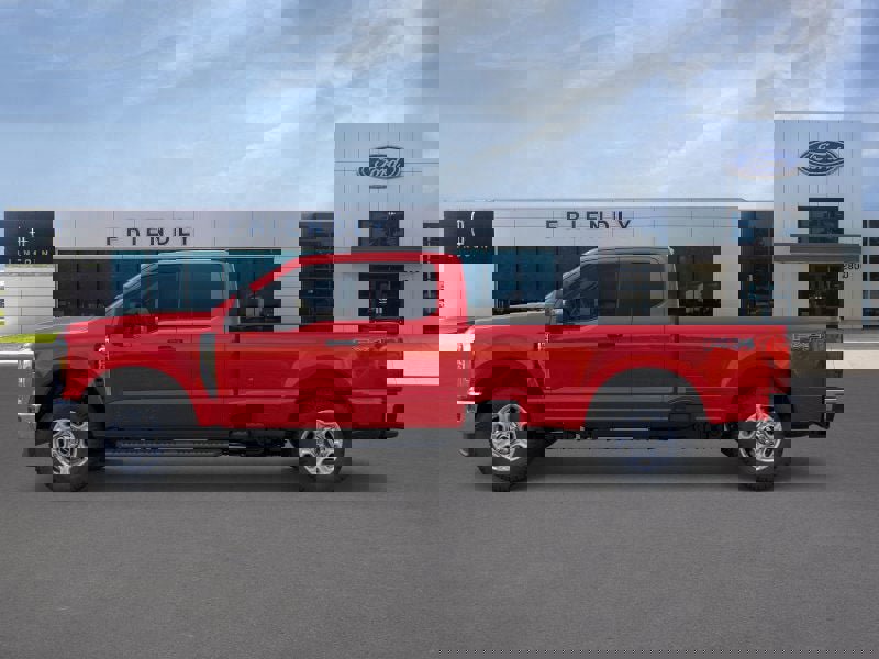 New 2026 Ford F250 XLT image 3