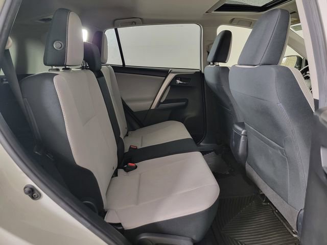 Used 2016 Toyota RAV4 XLE image 17
