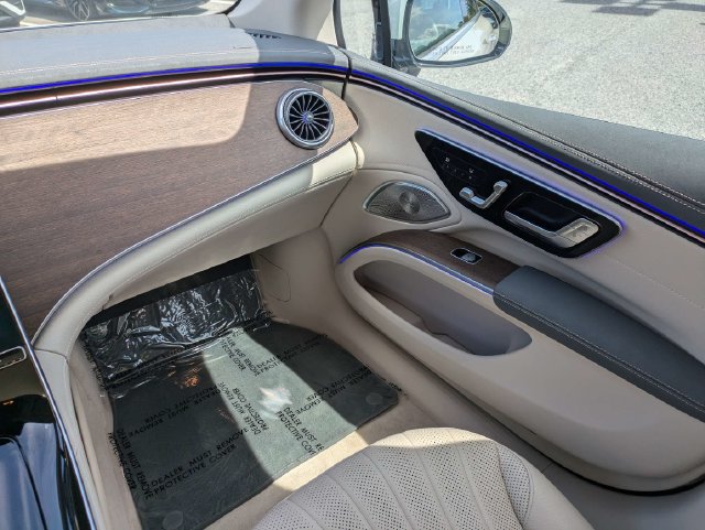 Used 2023 Mercedes-Benz EQS 450+ Sedan image 17