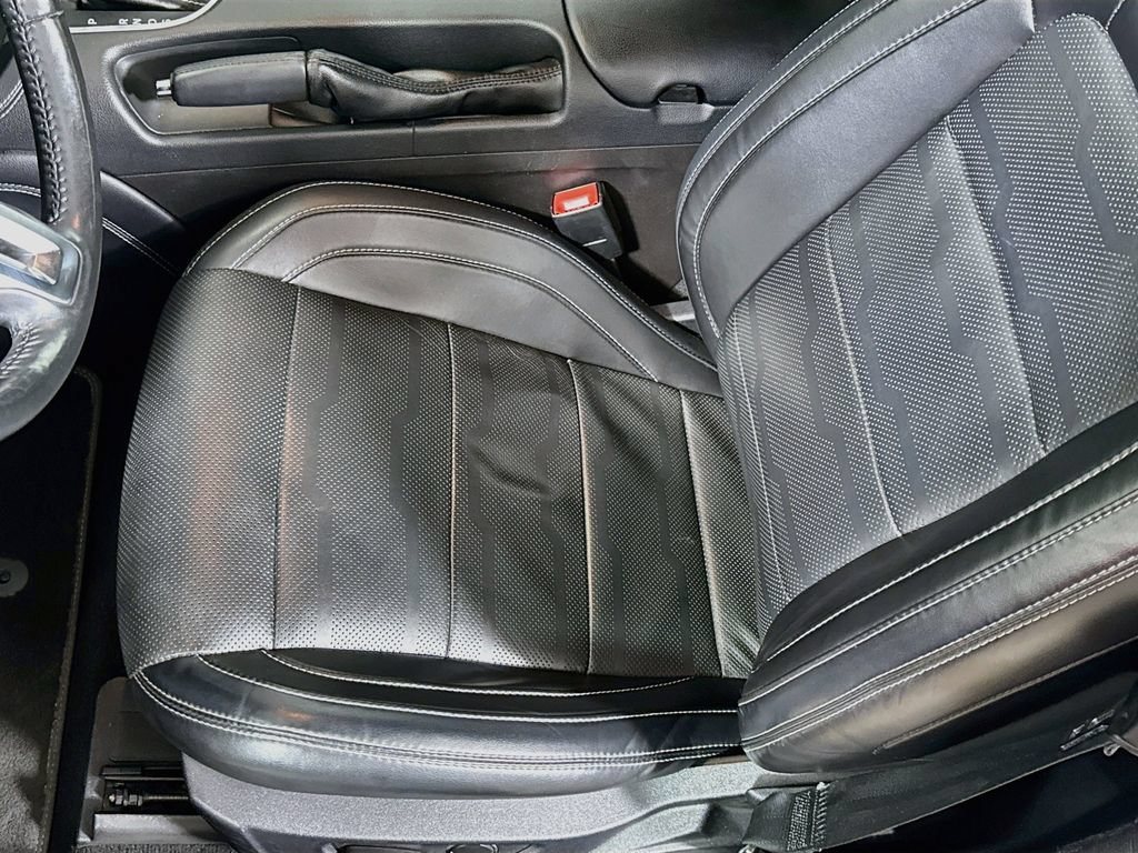 Used 2019 Ford Mustang Premium w/ Equipment Group 201A RWD image 18
